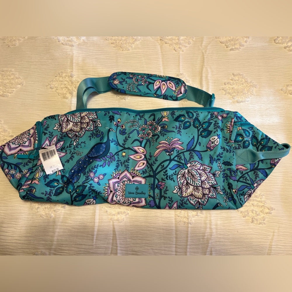 Lighten Up Medium Duffle Peacock Garden Vera Bradley